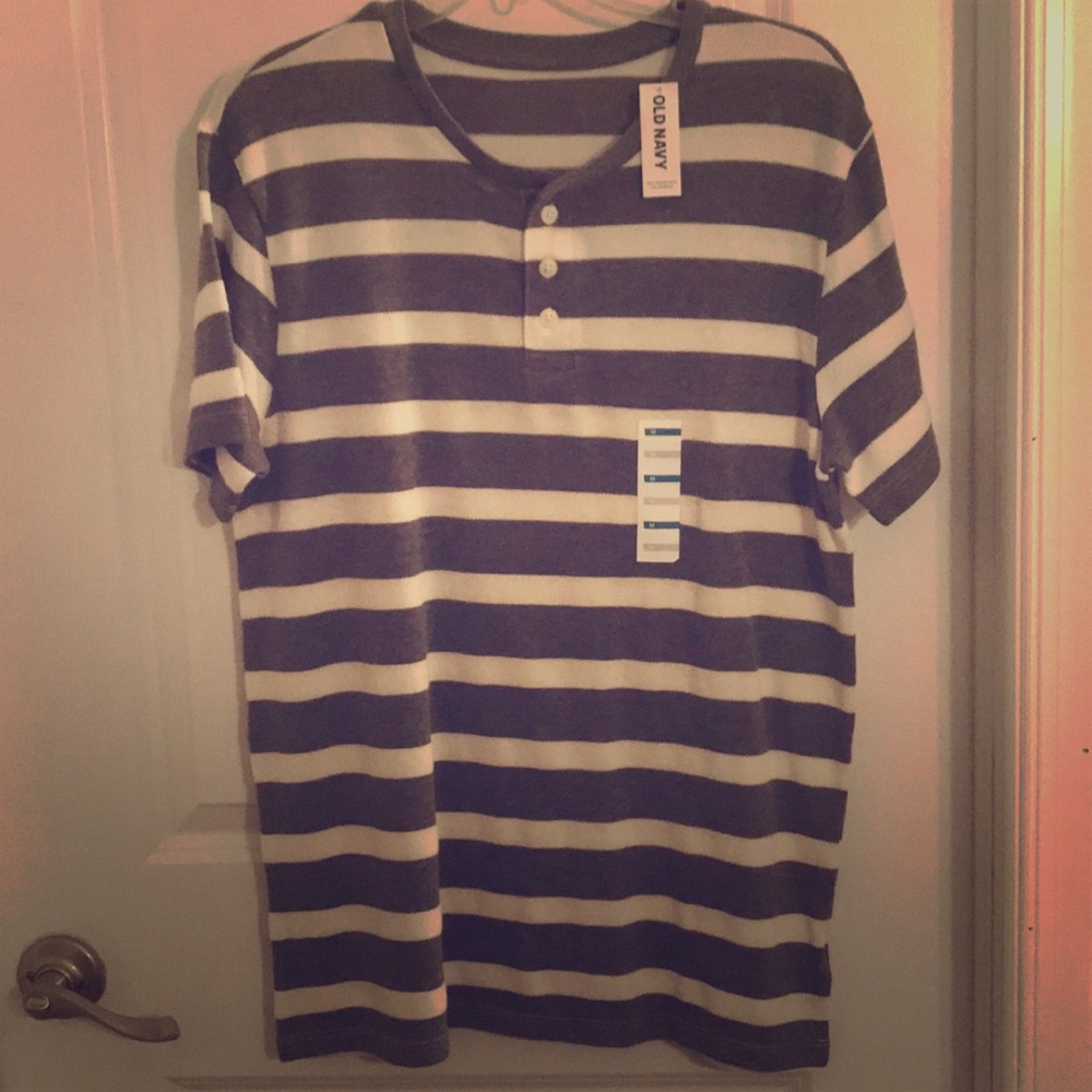 Brand New w. Tags, Old Navy Men’s Striped Shirt